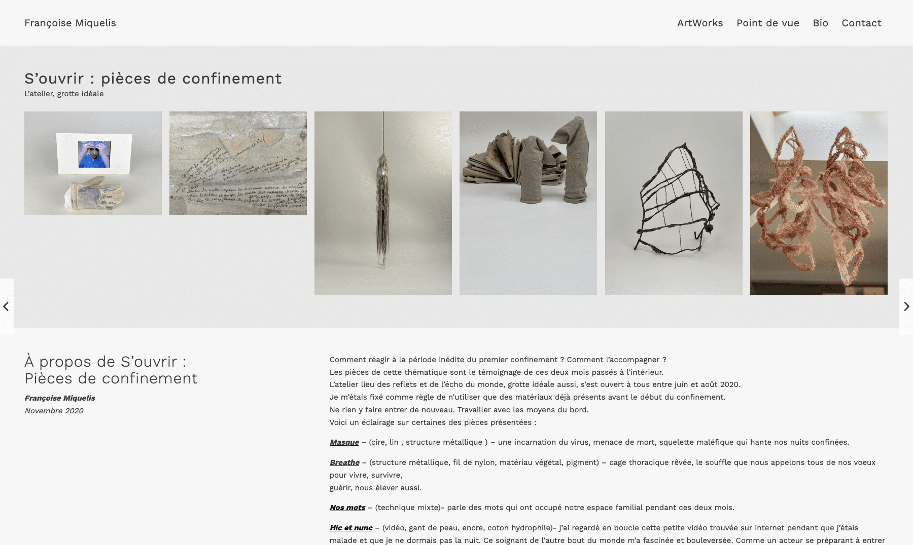 Découvrez l'exposition de la galerie « S'ouvrir : pièces de confinement », composée de cinq sculptures et œuvres abstraites sur un mur blanc. Véritable création qui invite à la contemplation, elle incarne l'esprit d'exploration artistique proche de la création d'un espace numérique unique avec WordPress. Limbus Studio