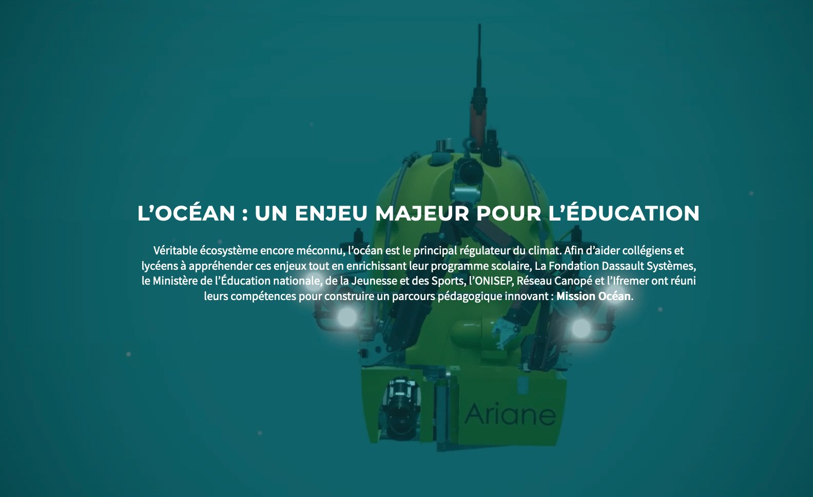 Découvrez la conception innovante d'un véhicule sous-marin présenté dans notre série éducative sur l'océan sur un fond bleu sarcelle captivant. Limbus Studio