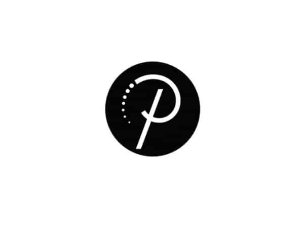 Cercle noir avec un « p » blanc stylisé et une courbe en pointillé, rappelant la touche créative d'un studio. Limbus Studio