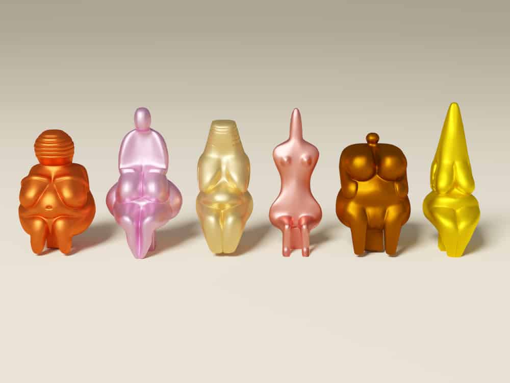 Six figures humanoïdes colorées et abstraites se tiennent en ligne, chacune avec une forme et une couleur uniques, sur un fond neutre, mettant en valeur la créativité d'un studio innovant. Limbus Studio